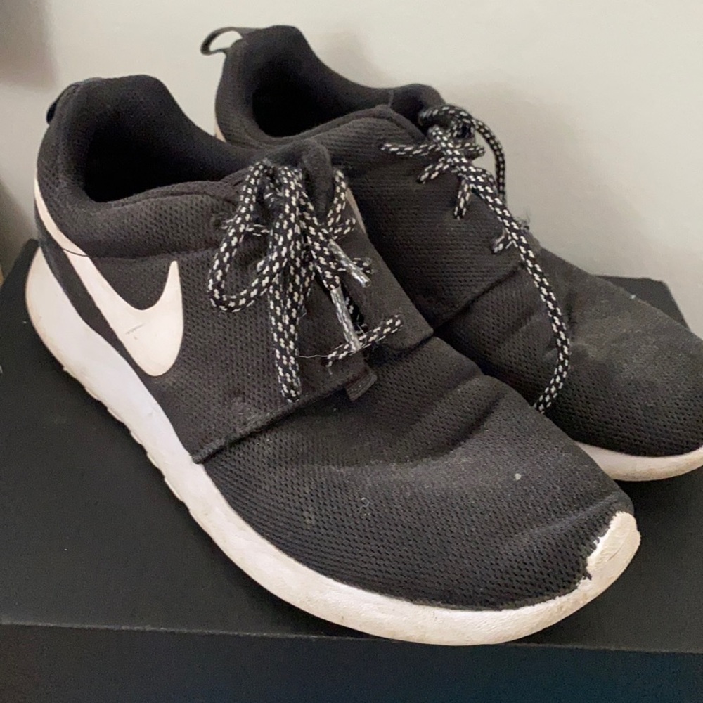 Nike Roshes